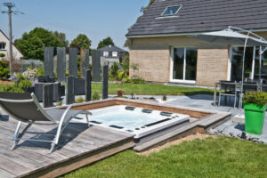 DSC 0263 300x200 - Entre spa et piscine, nous préférons le spa moins énergivore