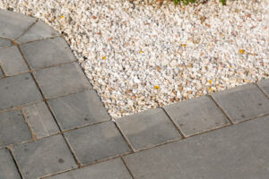 Bordure de massif : un plus pour le coup d’œil au jardin