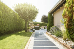 Bordure de massif : un plus pour le coup d’œil au jardin