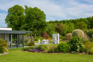 5 erreurs courantes qui empêchent votre gazon d’être vert